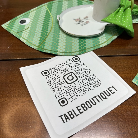 PLACEMATS SETS - Picture 2 of 10